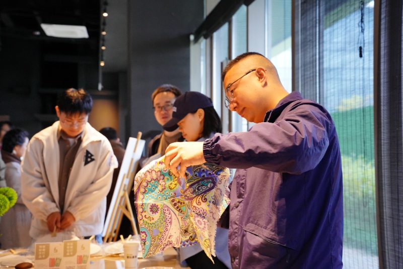 9c0daa0e9a47f1a6f6a59f16783e916e.jpg 9c0daa0e9a47f1a6f6a59f16783e916e.jpg