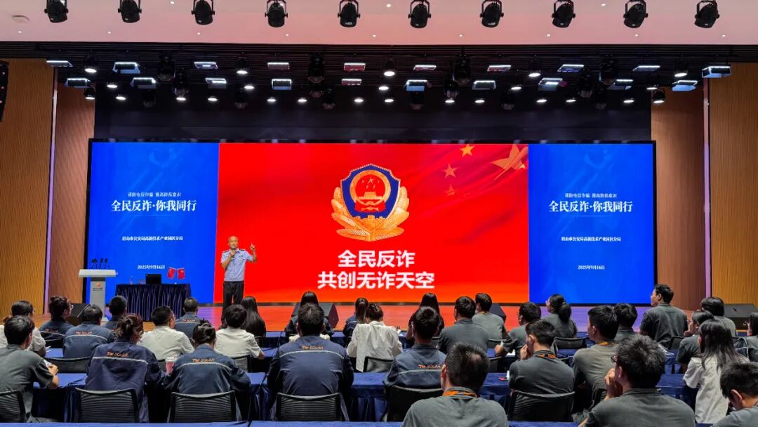 06c7061f10a0036b25ecbb840b1e9fcb.jpg 06c7061f10a0036b25ecbb840b1e9fcb.jpg