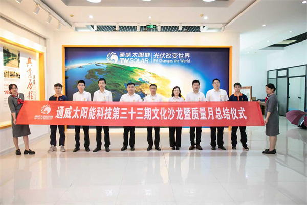 37ffbfa1129fe8e21cad96190fe28108.jpg 37ffbfa1129fe8e21cad96190fe28108.jpg